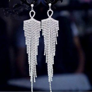 vintage style 80s 90s prom special occasion costume jewelry, Long Earrings